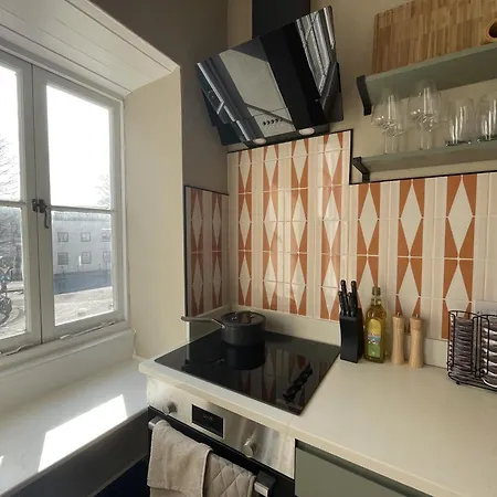 Sophisticated With Clifton Views Бристоль